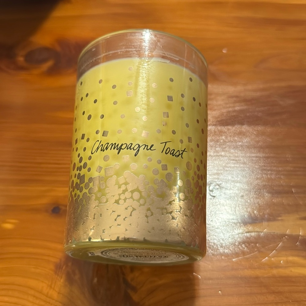 Bath & Body Works CHAMPAGNE TOAST Decorative Small Candle